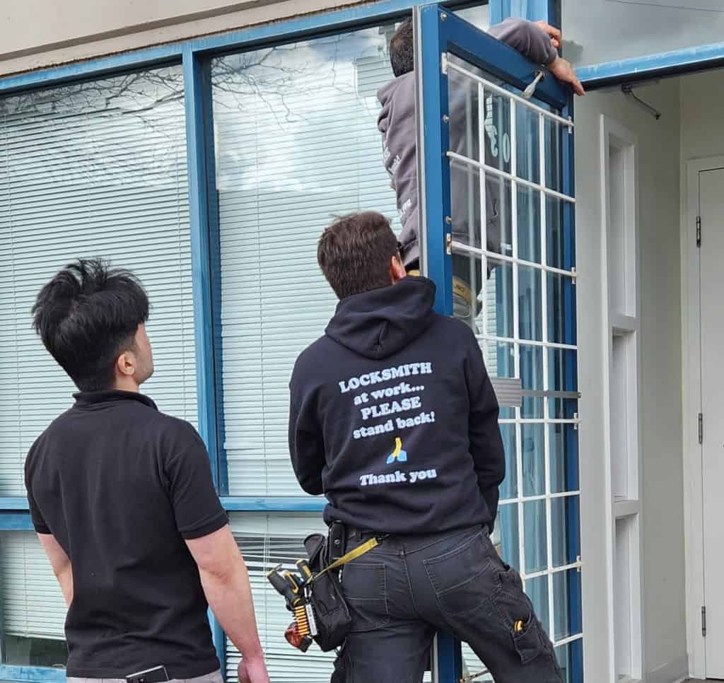 DOOR REPAIR VANCOUVER BC